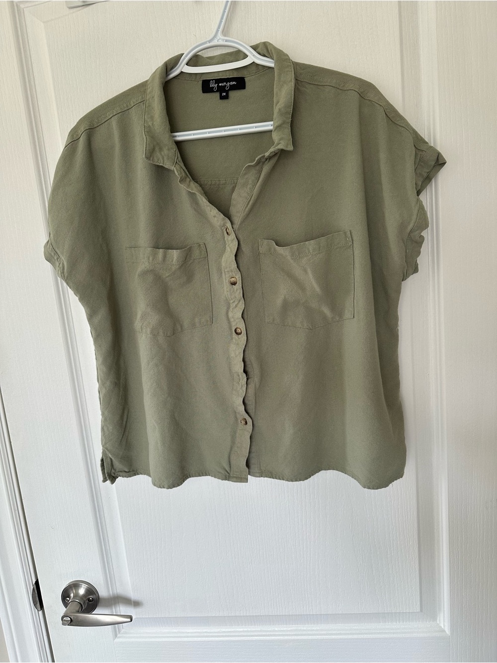 Lily Morgan Linen Olive Short-Sleeve Button Front Shirt Lightweight Boho Earthy